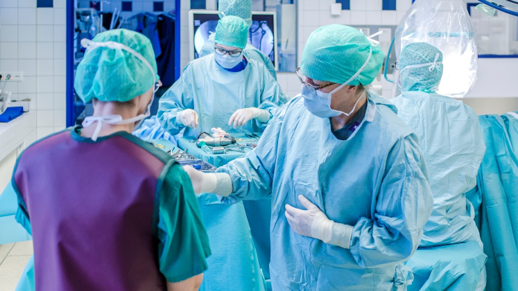 Bild Unfallchirurgie Team im OP