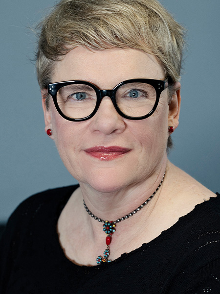 Portraitbild Manuela Düssel